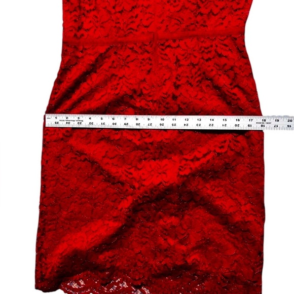 Elle Red Lace Sheath Dress Scalloped Hem Short Sleeve Size XS (See Measurements) - Picture 7 of 8